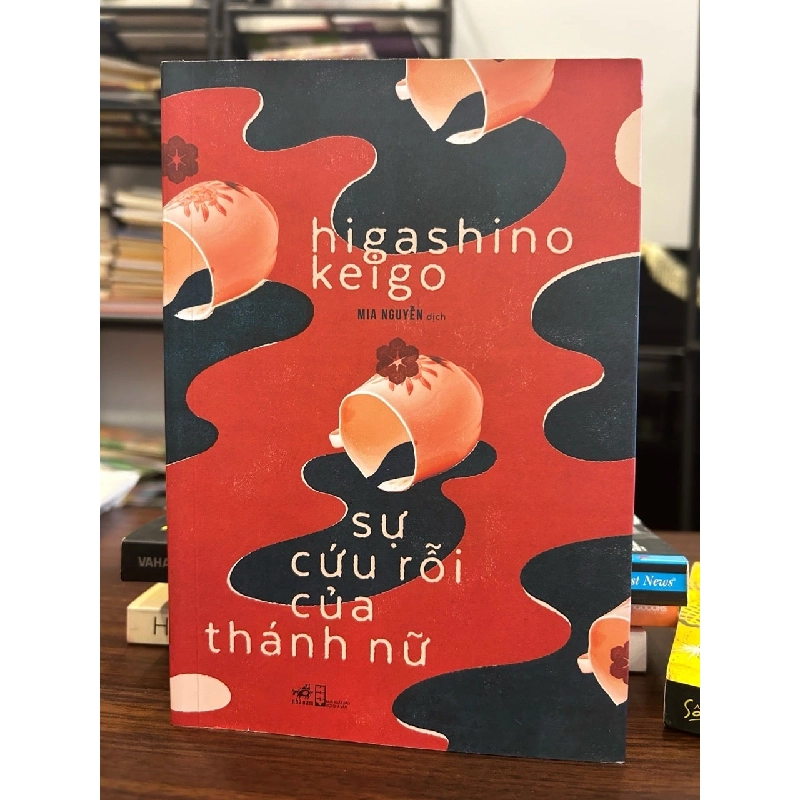 Sự cứu rỗi của thánh nữ -Higashino Keigo 927678
