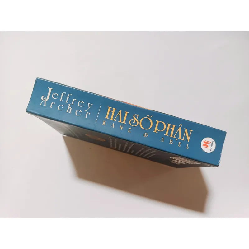 Hai Số Phận - Jeffrey Archer

 709424