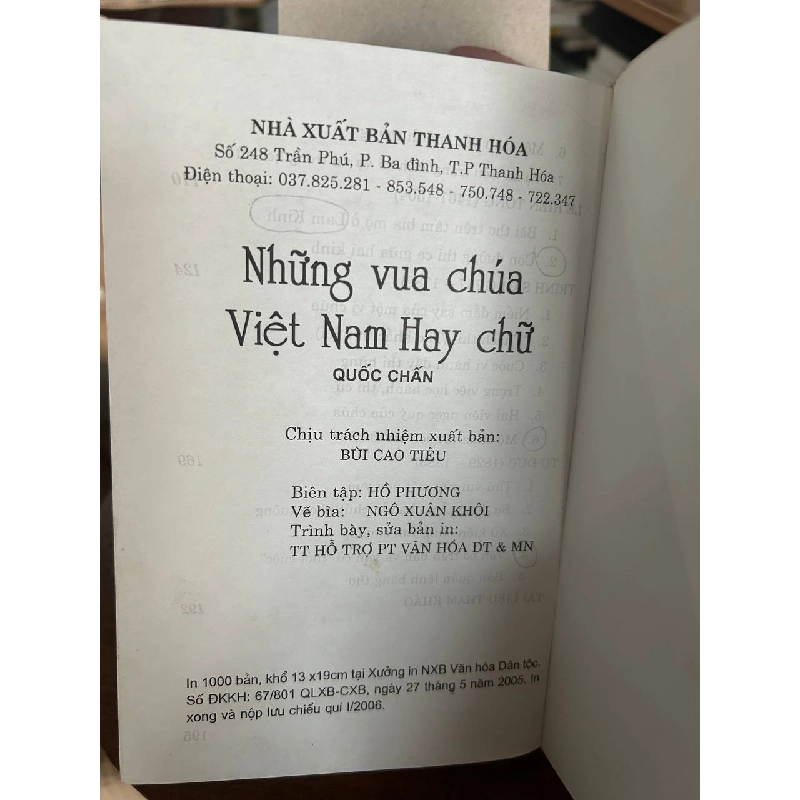 Những Vua Chúa Việt Nam Hay Chữ - Quốc Chấn 933718