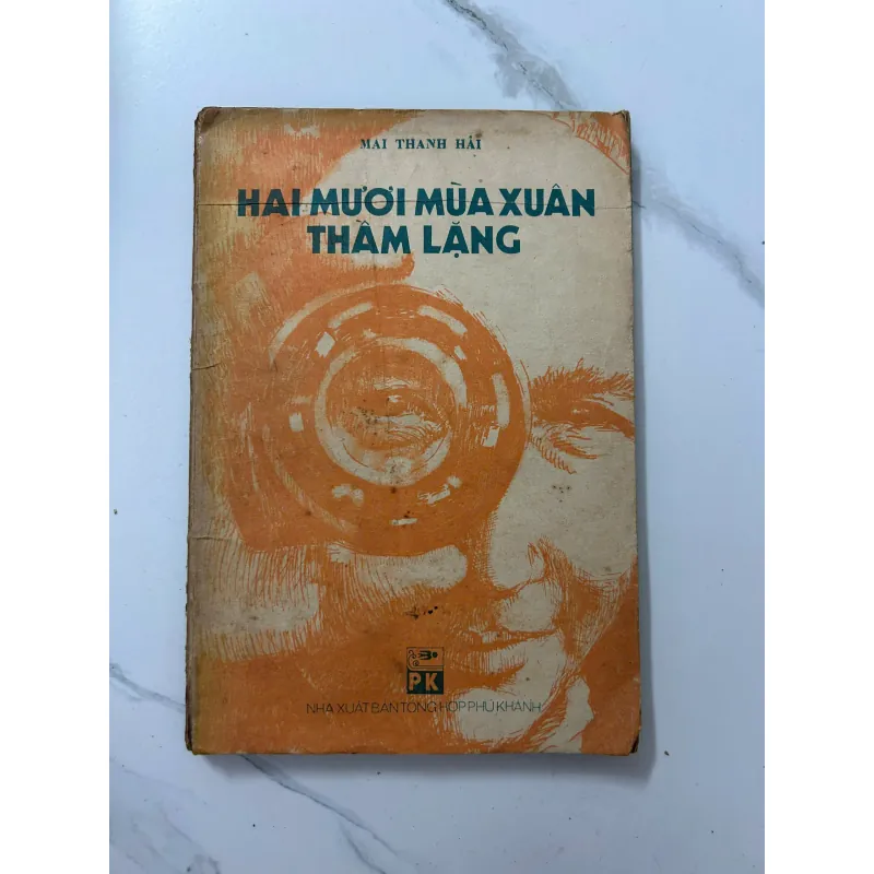 Hai mươi mùa xuân thầm lặng - Mai Thanh Hải 1023692