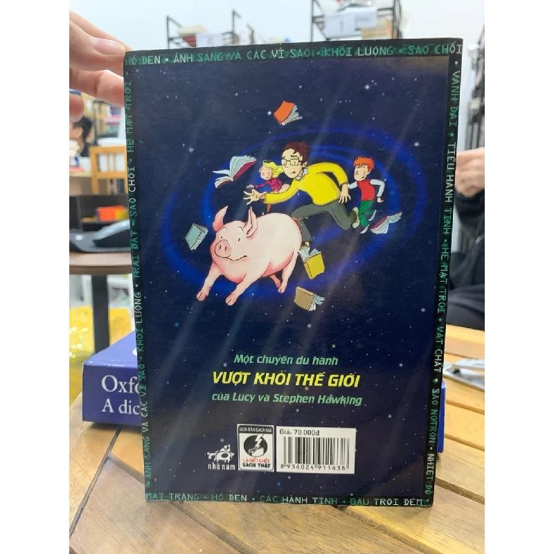 Chìa khoá vũ trụ của George-Lucy & Stephen hawking 746614