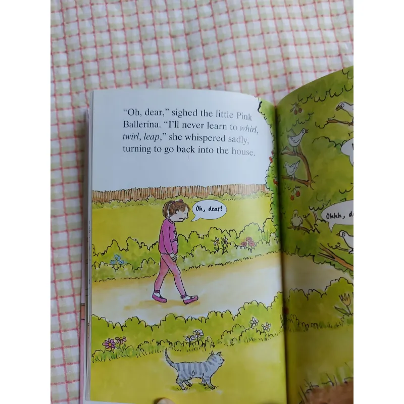 COMBO 2 CUỐN SÁCH THIẾU NHI LADYBIRD - FORGETFUL LITTLE FIREMAN ✨ LITTLE PINK BALLERINA 782499