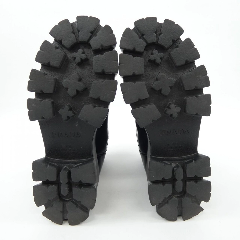 Giày boot Monolith Chelsea logo tam giác PRADA 1T256N 656643