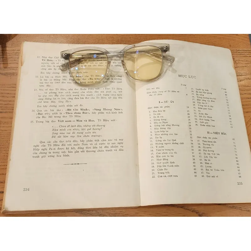  Thơ Tố Hữu - NXB Giải Phóng 1974 702695