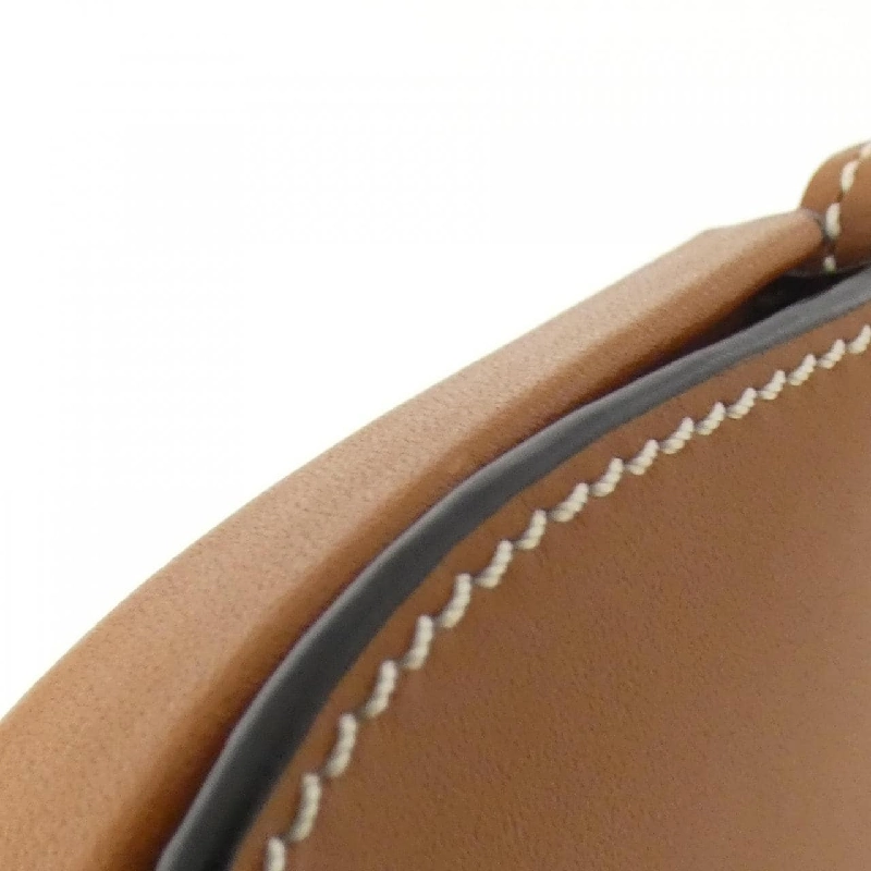 Túi đeo gót Loewe Mini 109 54 T15 ví tiền 621374