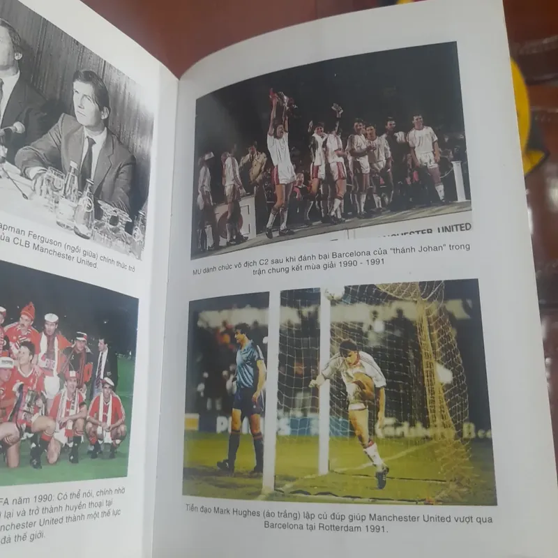 Jim White - MANCHESTER UNITED, thiên sử về Quỷ Đỏ 570076