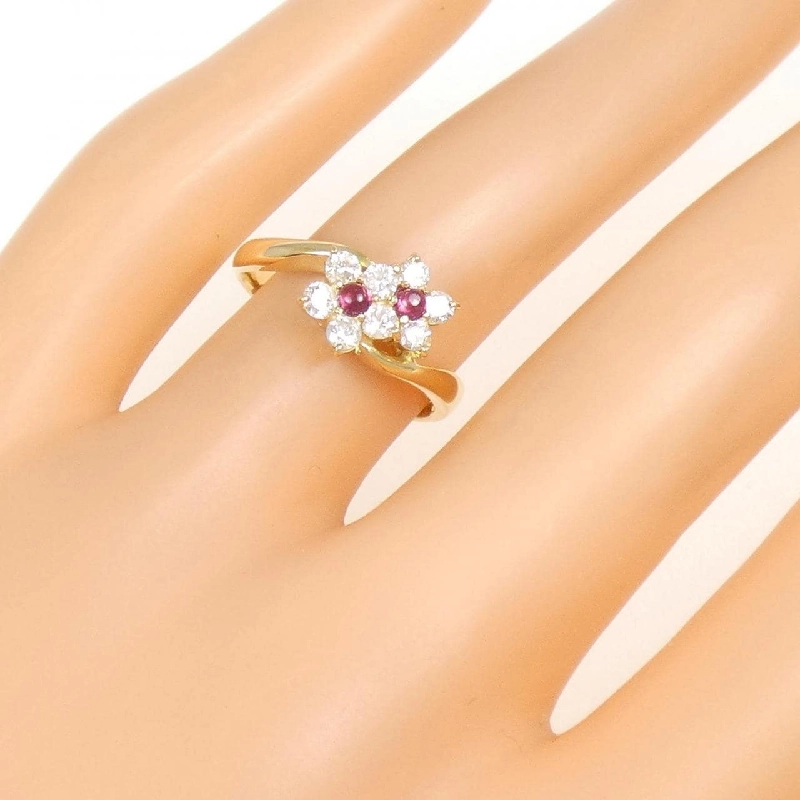 Nhẫn Ruby Hoa K18YG - Hàng hiệu Chính hãng 849863