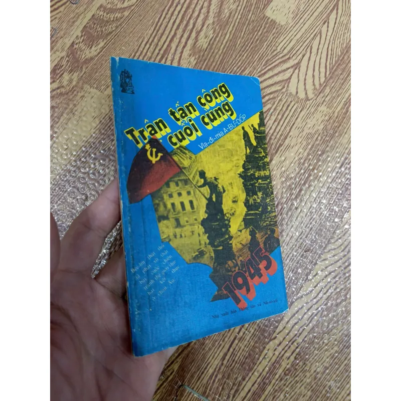 Trận tấn công cuối cùng 1945 – Vla-đi-mia A-bu-đốp 795440