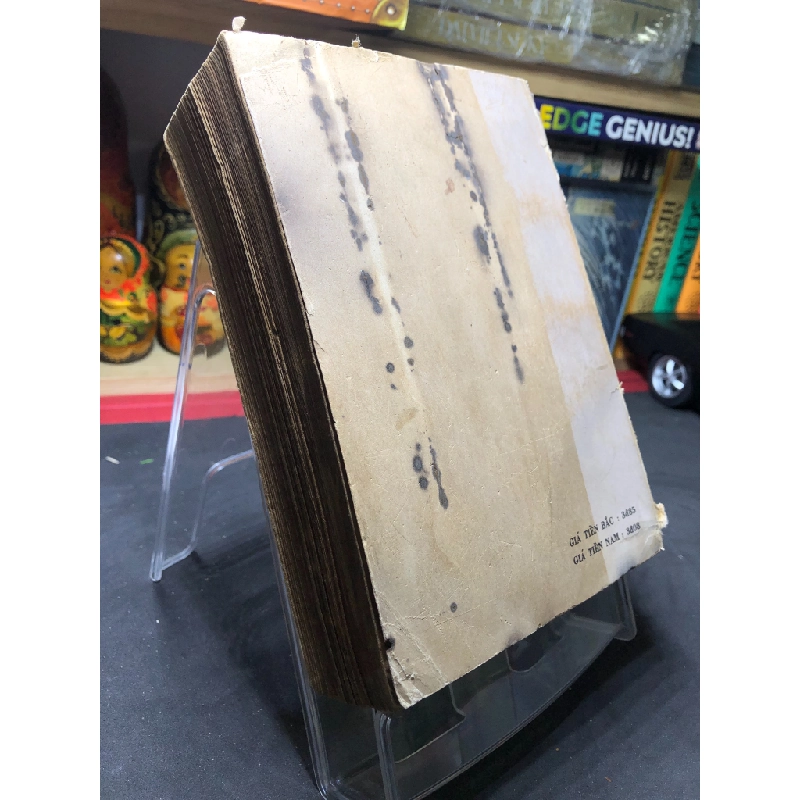 Buổi sáng 1977 mới 60% ố vàng nặng Nguyễn Thị Ngọc Tú HPB0906 SÁCH VĂN HỌC 459386