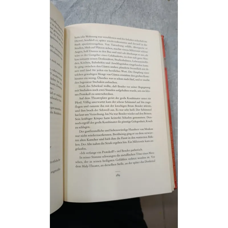 MƯỜI HAI CHIẾC GHẾ - PETROW 791949