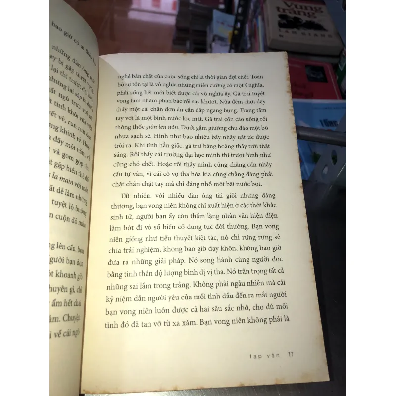 Con giai phố cổ - Nguyễn Việt Hà 1002410