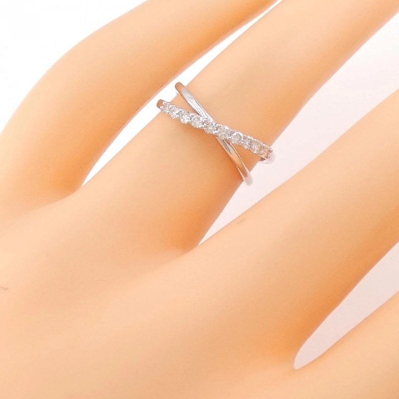 Nhẫn kim cương K18WG 0.20CT 670393