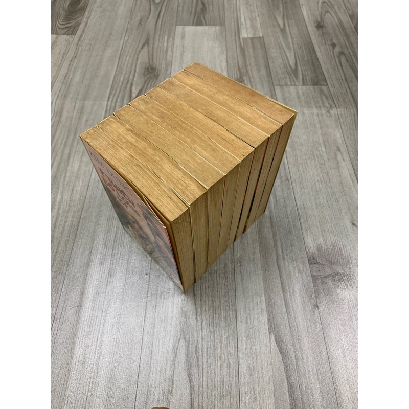 Ỷ thiên đồ long ký. Bộ 8 tập. 4a2 538043