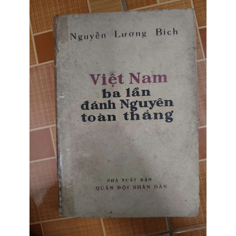 Sức mạnh ngôn từ  - Xb 2015 - 245 trang - VĂN HỌC - ANTQ2011-74 921110