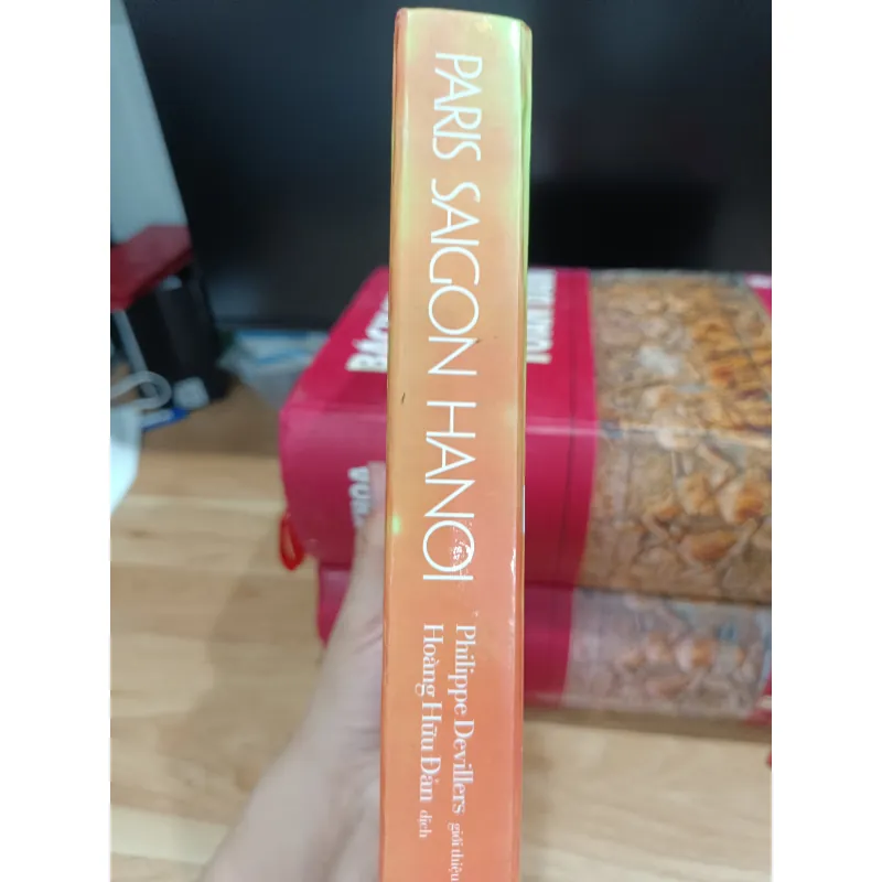 Paris Sài Gòn Hà Nội  930711