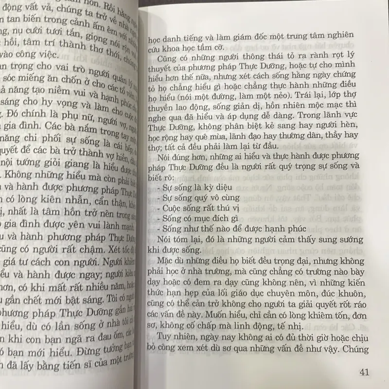 LÀM THẾ NÀO ĐỂ SỐNG VUI - George Ohsawa  1038586