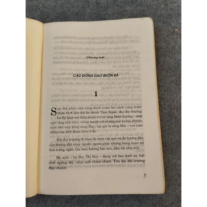 ĐỒNG DAO THỜI CHIẾN TRANH - VĂN LÊ 697717