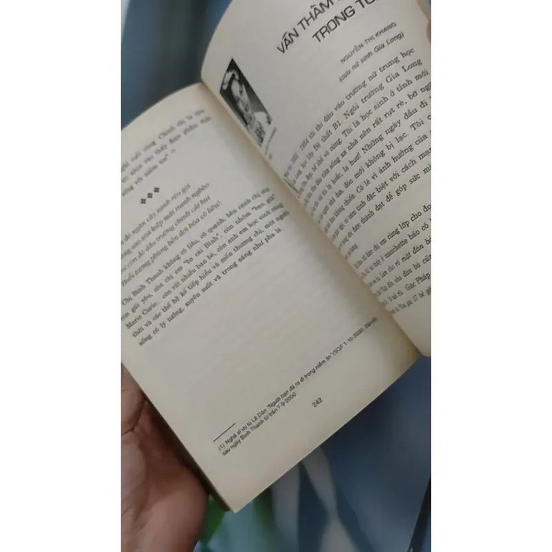 Nữ Sinh Sài Gòn - Một Thời Để Nhớ (1945-1975) 928610