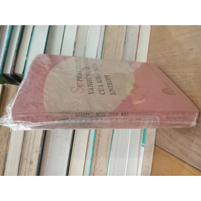 Sự phát triển và những áp dụng của khái niệm Entropi - P. Chambadal 705190