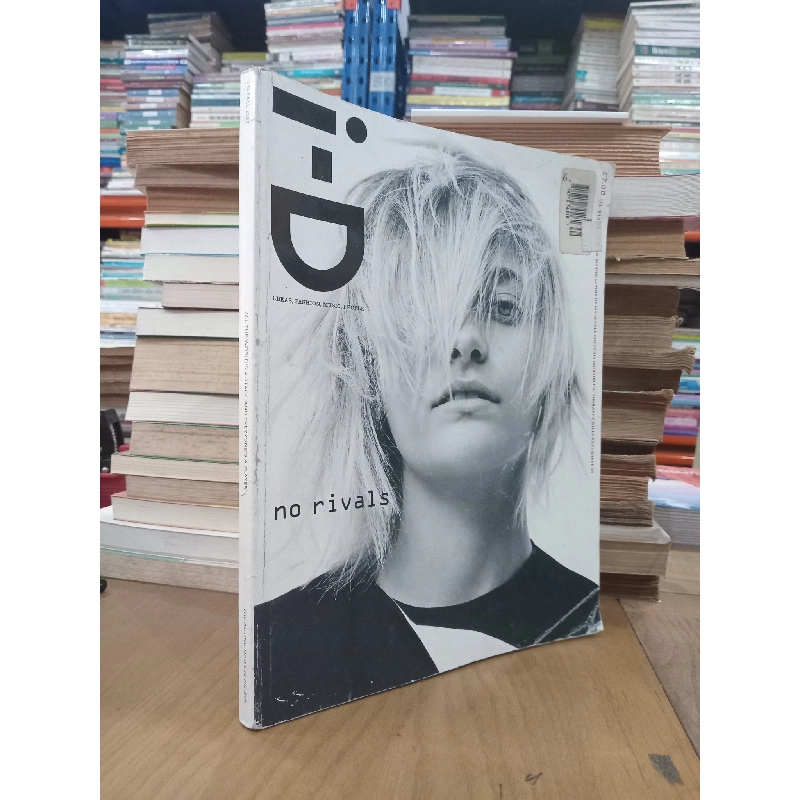 All the world's a stage and everyone's a player - The acting up issue no.349 1029331