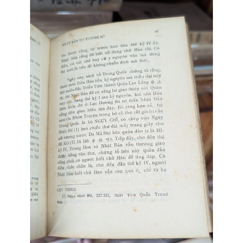 NHẬT BẢN TƯ TƯỞNG SỬ LUẬN - ISHI-DA KAZU-YOSHI ( BẢN DỊCH NGUYỄN VĂN TẦN ) 301172