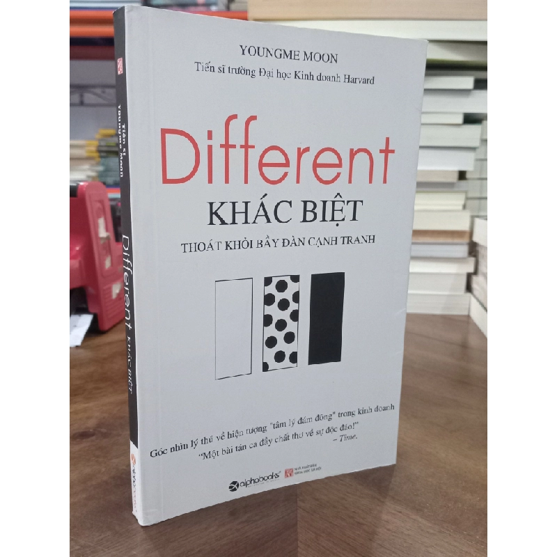 Different: Khác Biệt - Youngme Moon 198722