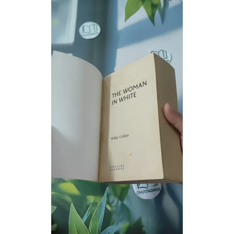 The Woman in White - Wilkie Collins 1027575