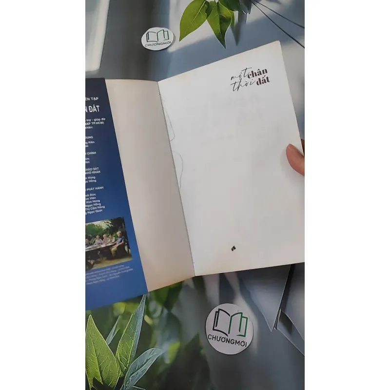 [MIỄN PHÍ BỌC SÁCH] Một thời chân đất 1018838