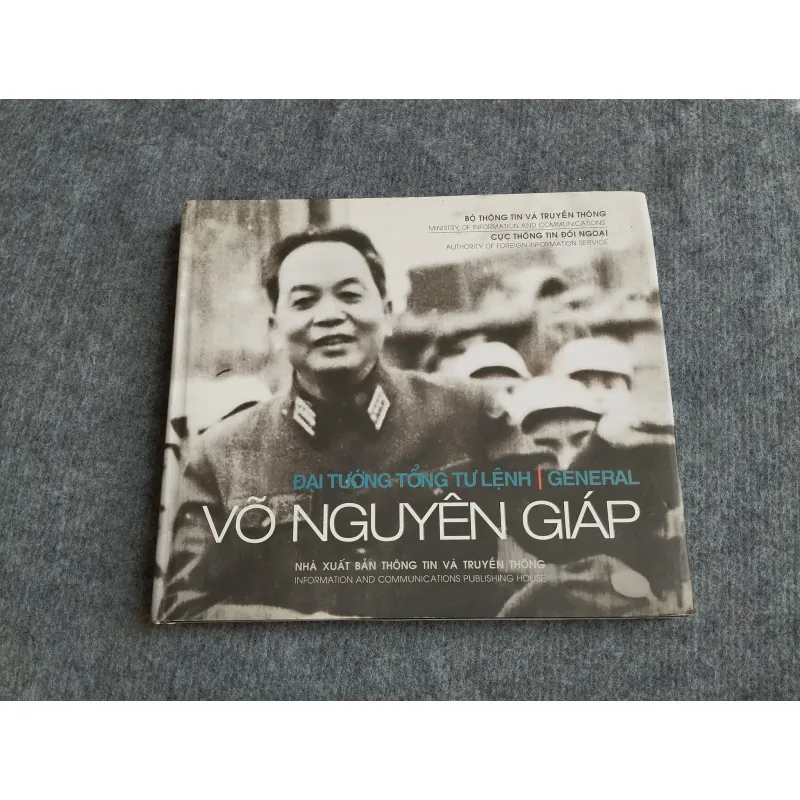 ĐẠI TƯỚNG TỔNG TƯ LỆNH VÕ NGUYÊN GIÁP 572755