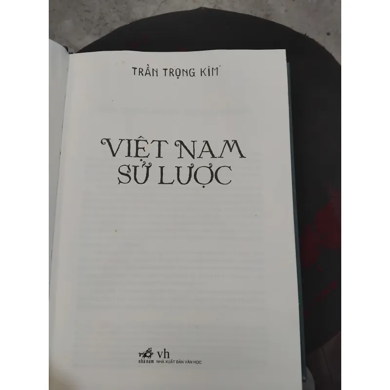 Việt Nam sử lược của Trần Trọng Kim  1024886