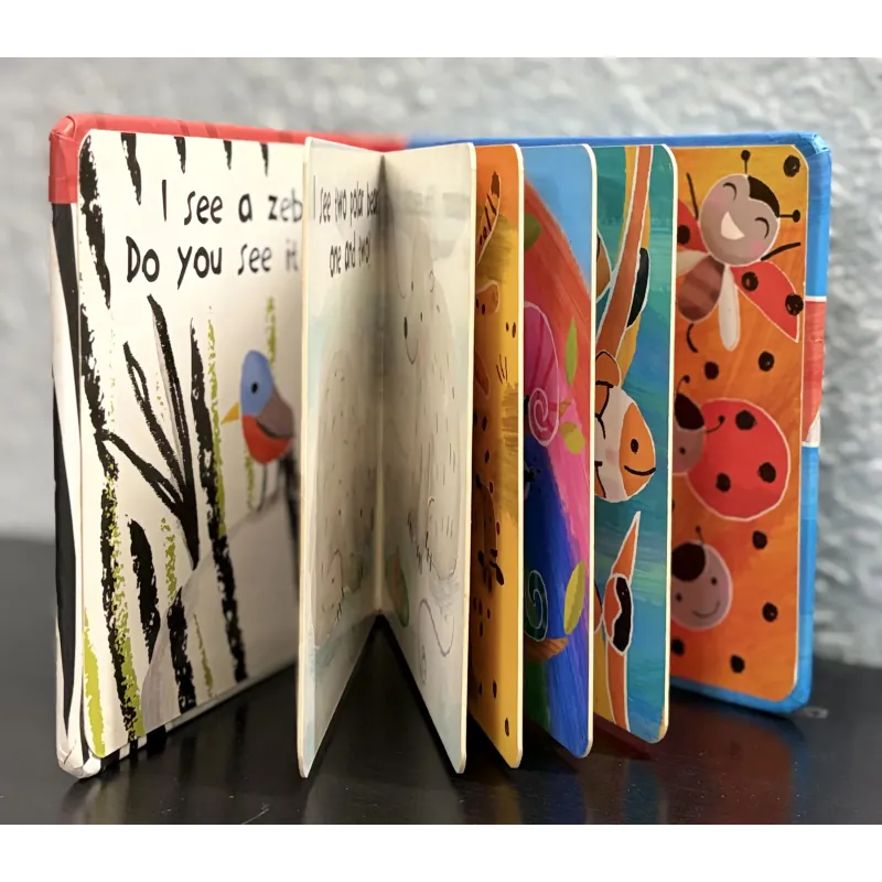 Board book I SEE A ZEBRA – SÁCH TRỐN TÌM SIÊU VUI CHO BÉ YÊU! 927633