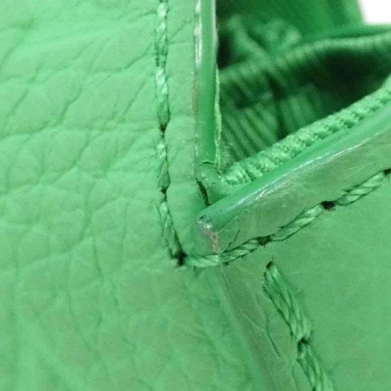 Túi đeo vai Louis Vuitton Trianon Monogram S Lock Vertical Wearable Wallet M81525 - Hàng hiệu Chính hãng 767083