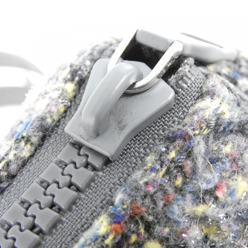 Túi Boston LV Felt Key Pouch XS M80821 của Louis Vuitton 614945