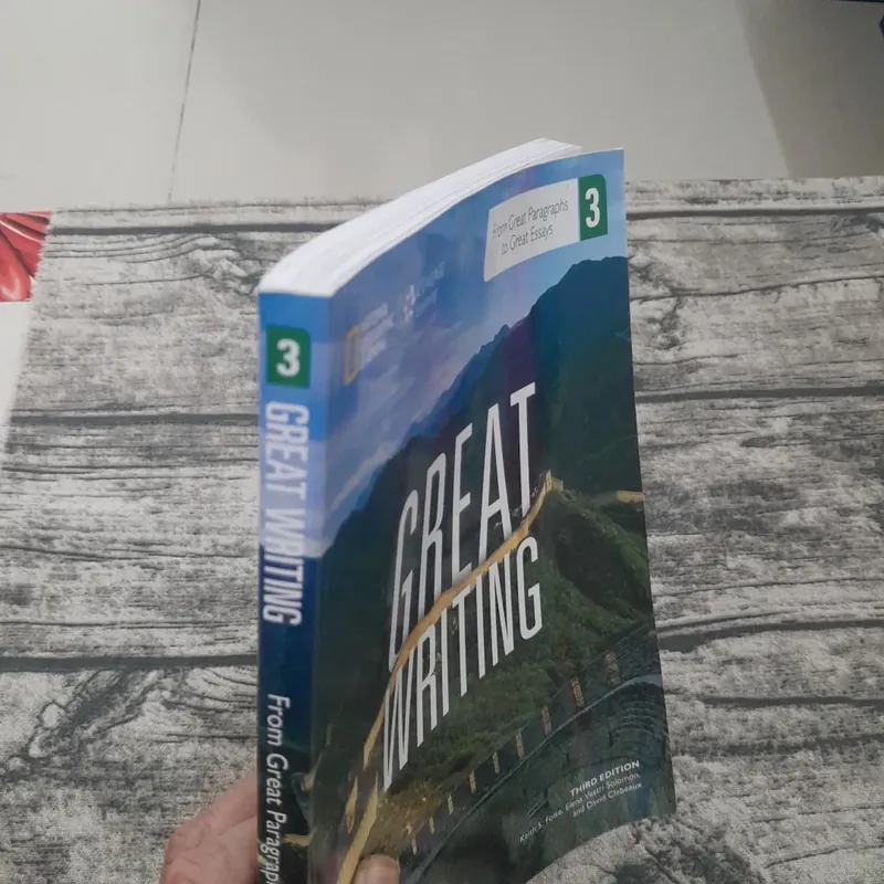 CENGAGE Learning. GREAT WRITING 3. 3th E. National Geographic 2015 735917