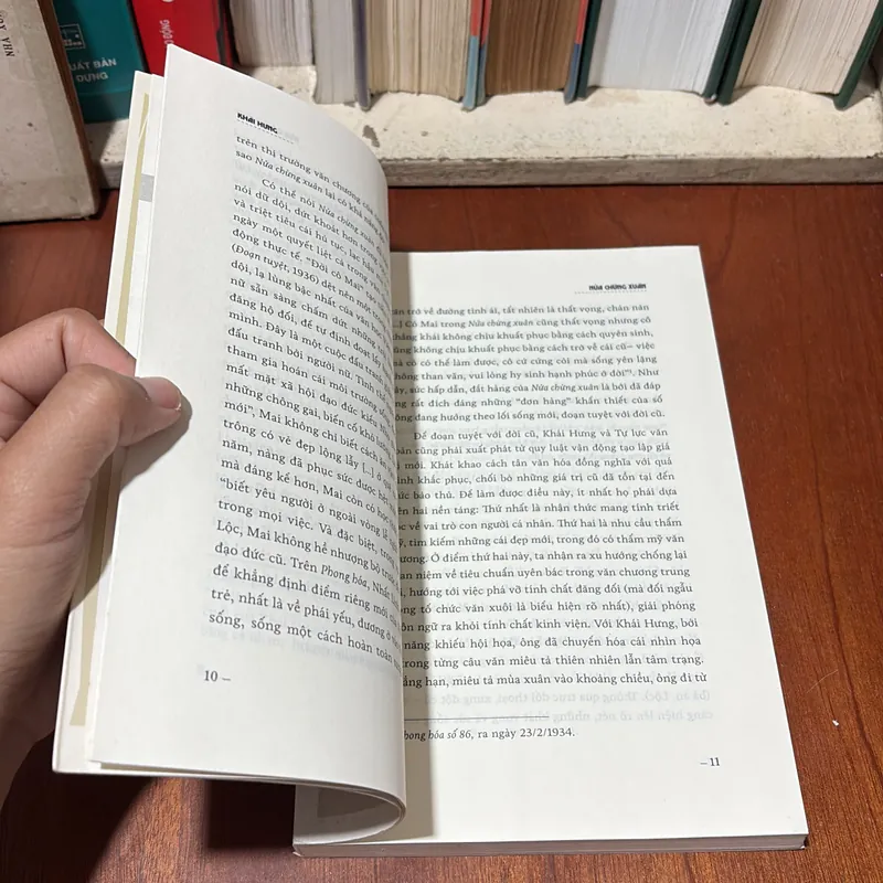 II Tủ Sách Khuê Văn _ Tự Lực Văn Đoàn: Nửa Chừng Xuân - Khái Hưng & Đoạn Tuyệt - Nhất Linh 721056