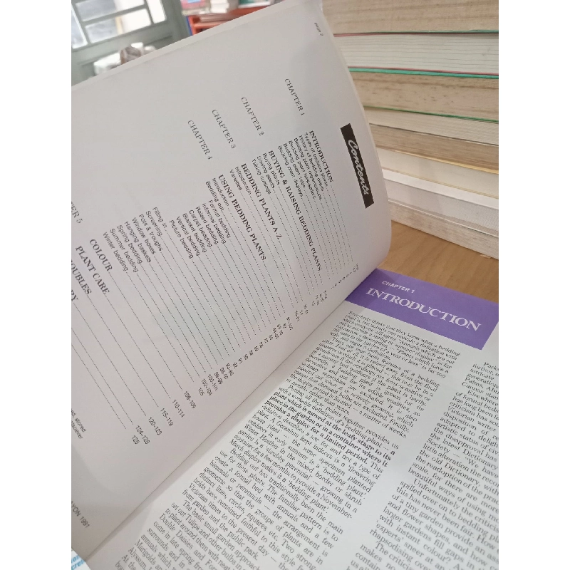 The bedding plant expert - Dr. D.G.Hessayon 795872