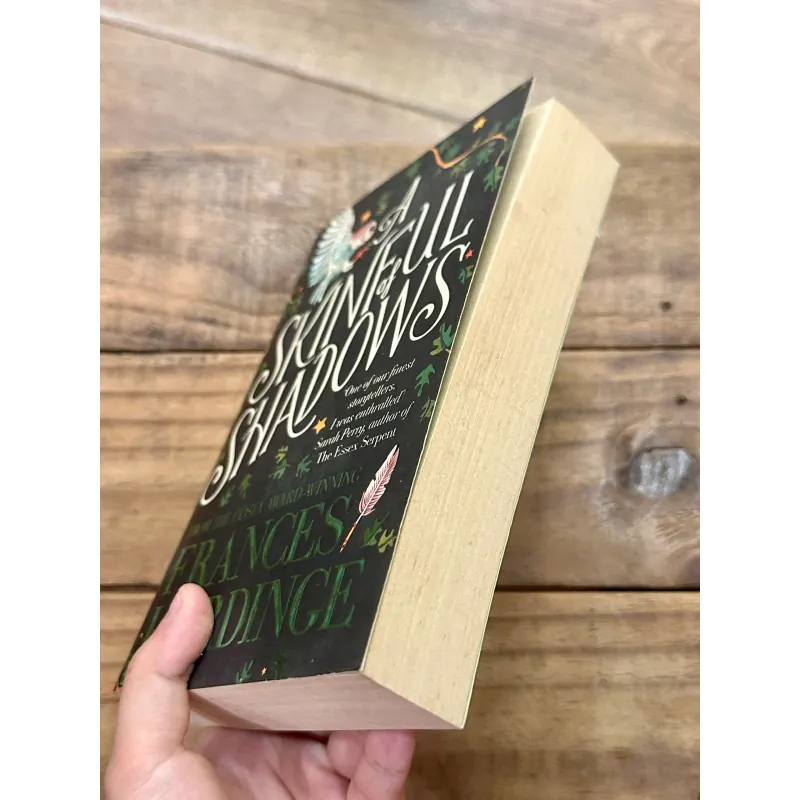 A Skinful of Shadows - Frances Hardinge 731951