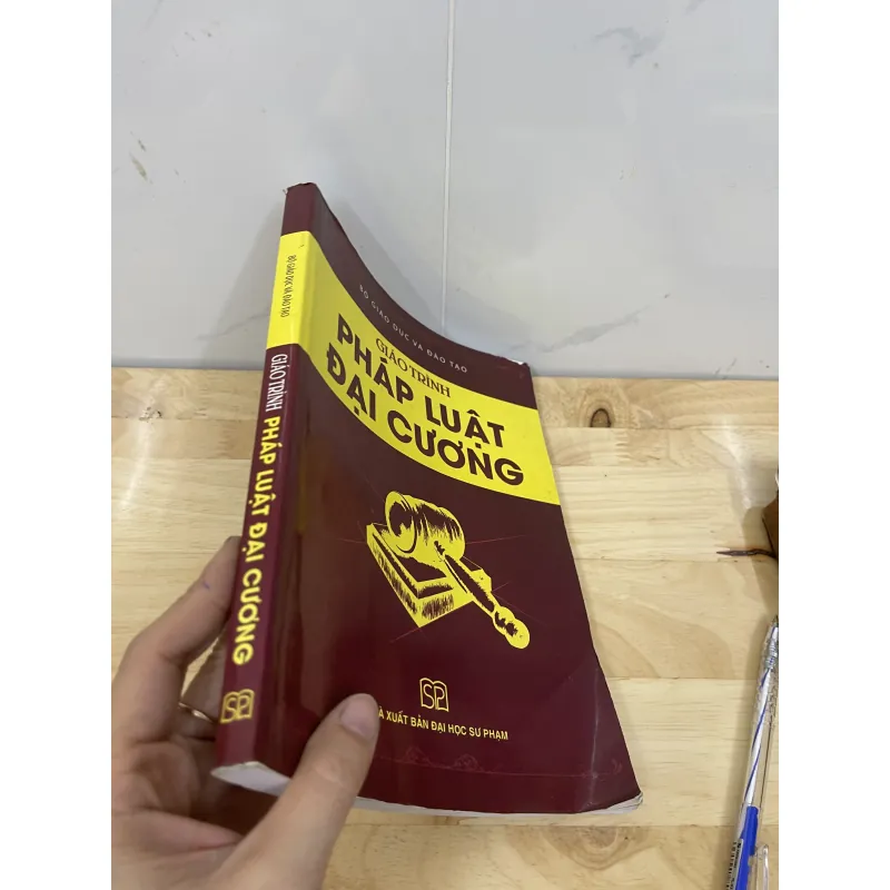 Pháp Luật đại cương 762575