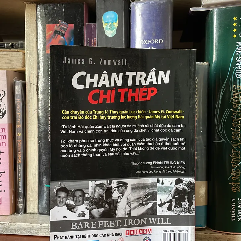 II Sách Lịch Sử: Chân Trần Chí Thép - James G. Zumwalt - 2011 559055