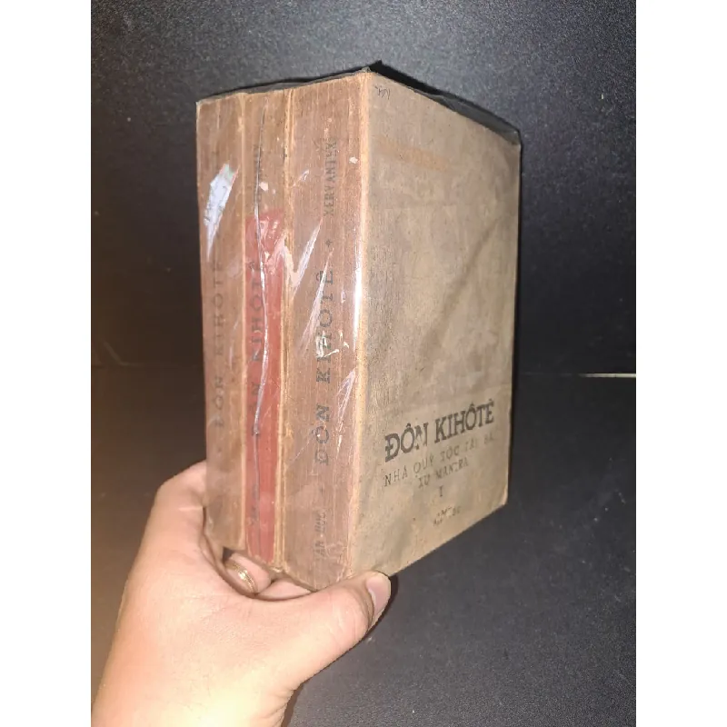 Bộ 3 cuốn Dôn Kihote nhà quý tộc tài ba xứ Mantra (tập 1+2+3) mới 60% bẩn bìa, ố vàng, mọt bìa, rách gáy 1983 Xervantex HCM1604 VĂN HỌC 433013