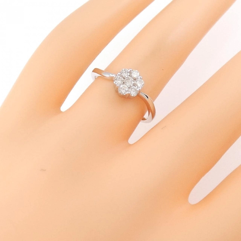 Nhẫn kim cương K18WG hoa 671106