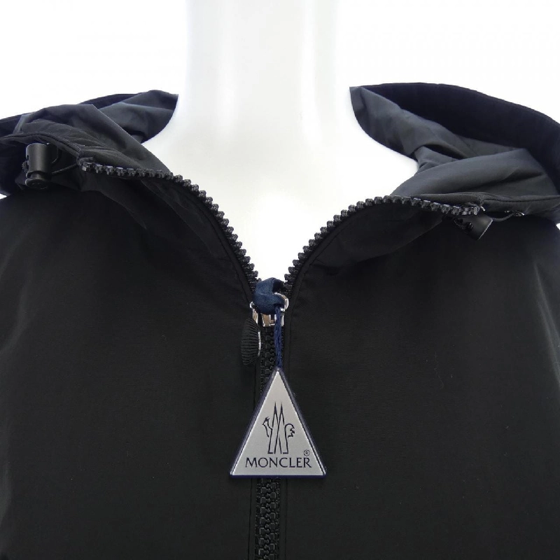 Áo khoác MONCLER PAU - Hàng hiệu Authentic 822785