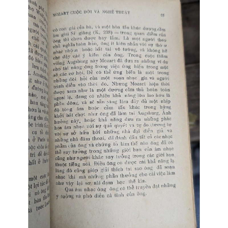 MOZART CUỘC ĐỜI VÀ NGHỆ THUẬT - PERCY M.YOUNG ( HOÀI KHANH DỊCH ) 304380