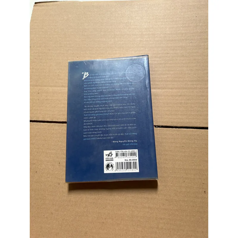 Tuổi trẻ đáng giá bao nhiêu?  957010