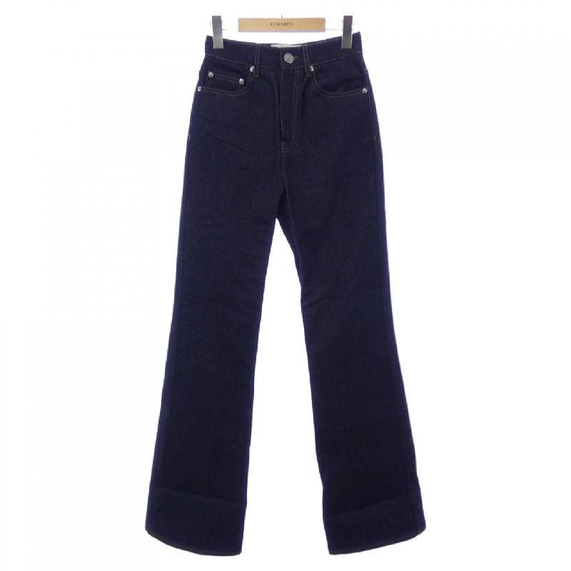 Quần jeans AMI FTR420.DE0011 - Hàng hiệu Authentic 813887