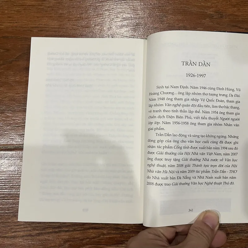 Những ngã tư và những cột đèn - Trần Dần (9) 762323