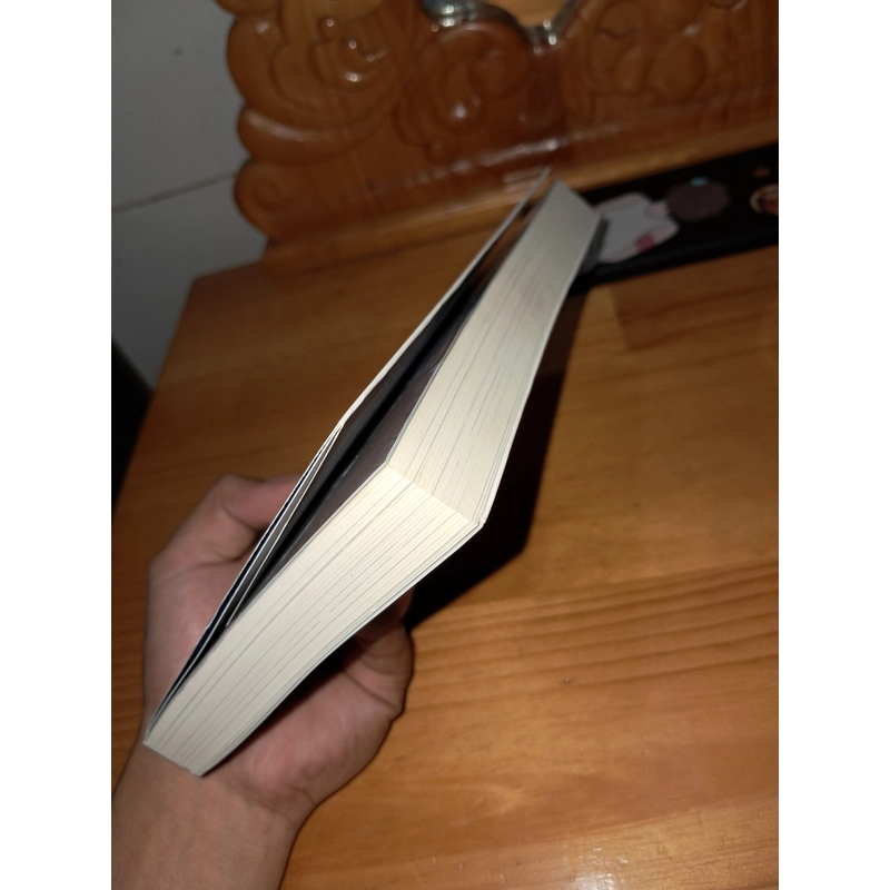 Chàng thẩm định viên và nữ tác giả tập sự 502104