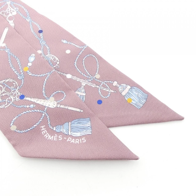 Khăn lụa LES CLES A POIS của Hermès 063871S 625270