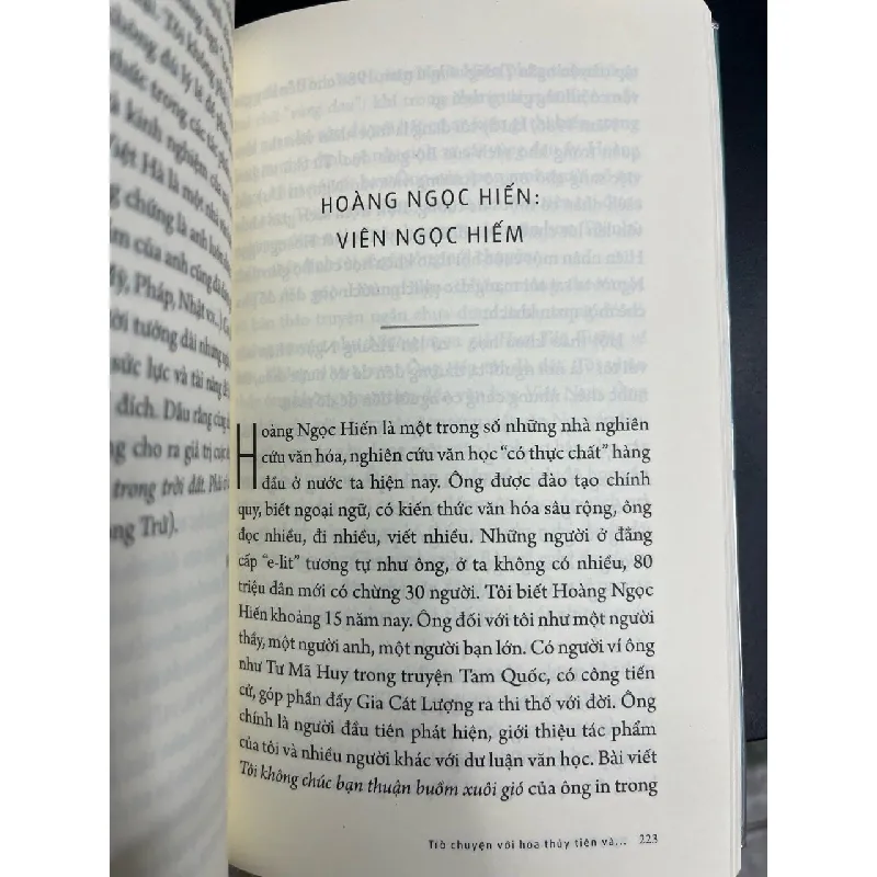 Trò chuyện với hoa thuỷ tiên và... - Nguyễn Huy Thiệp 674096