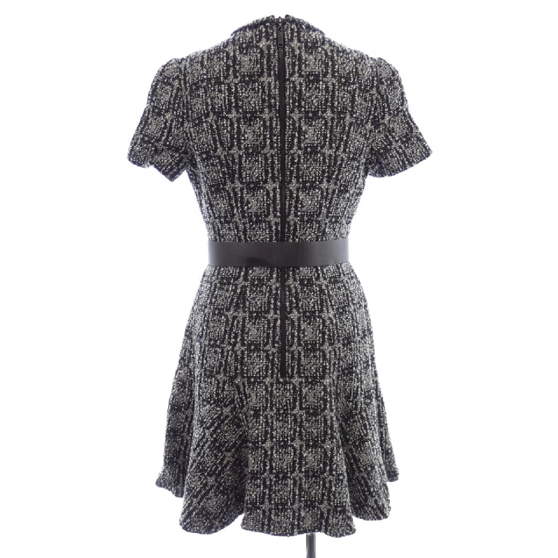 Đầm LOUIS VUITTON 649525